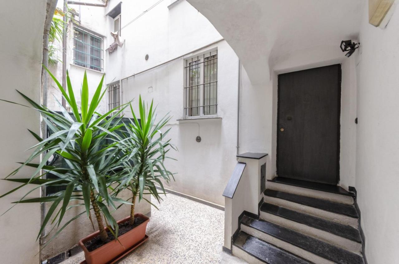ジェノヴァJoivy Warm Family Flat For 9, Near Porto Anticoアパートメント エクステリア 写真