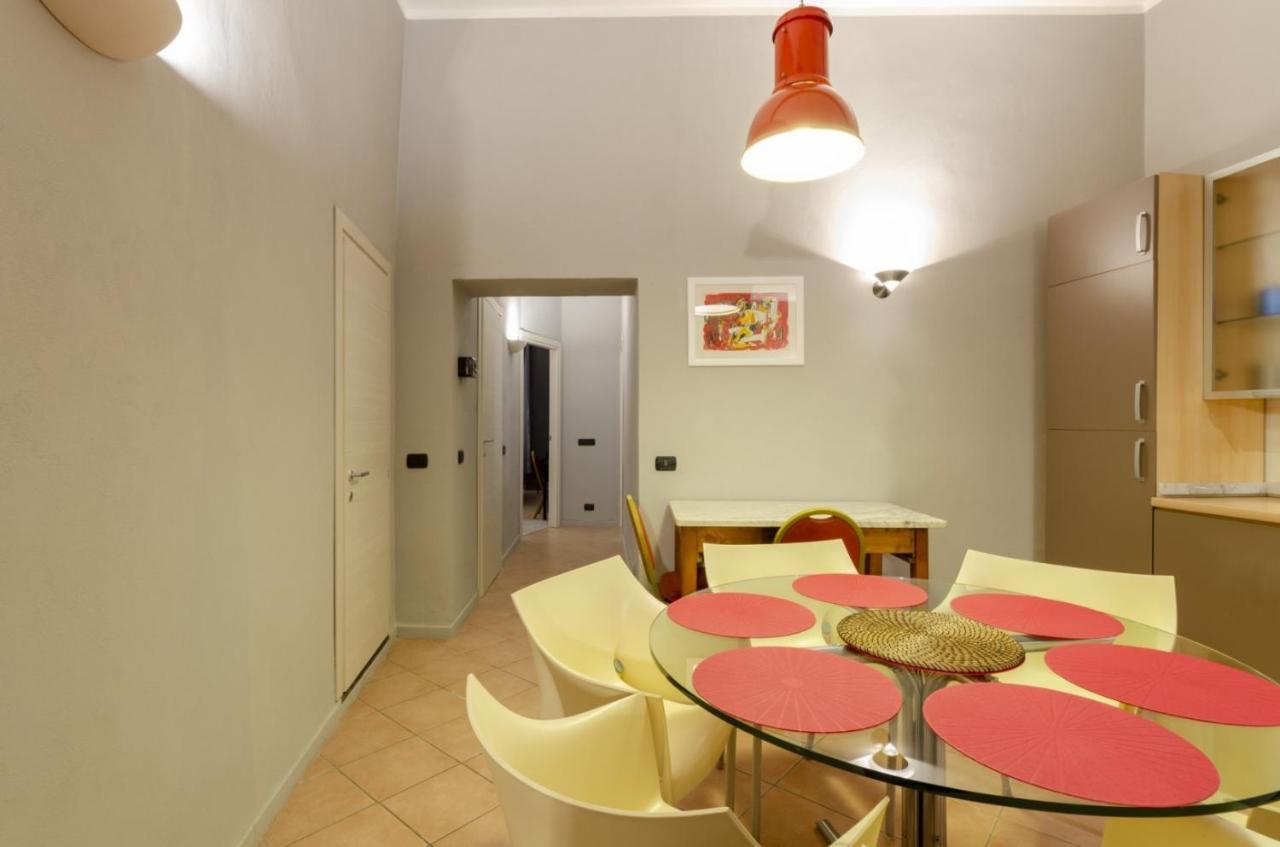 ジェノヴァJoivy Warm Family Flat For 9, Near Porto Anticoアパートメント エクステリア 写真