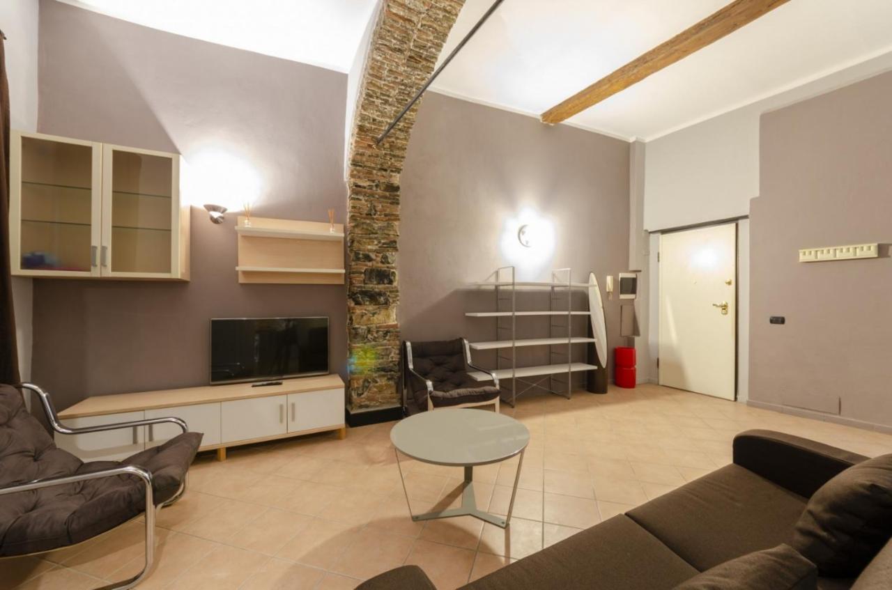 ジェノヴァJoivy Warm Family Flat For 9, Near Porto Anticoアパートメント エクステリア 写真