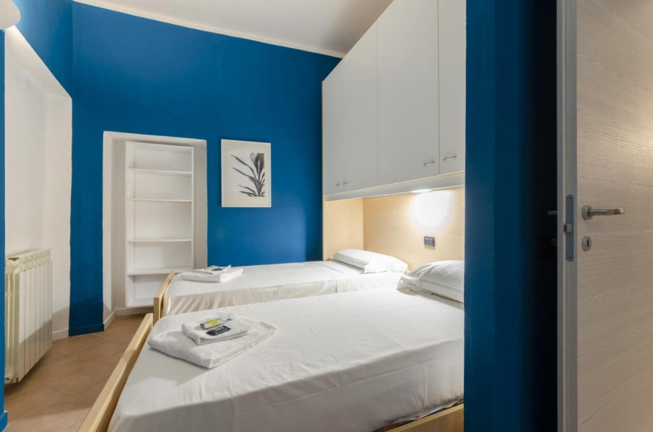 ジェノヴァJoivy Warm Family Flat For 9, Near Porto Anticoアパートメント エクステリア 写真