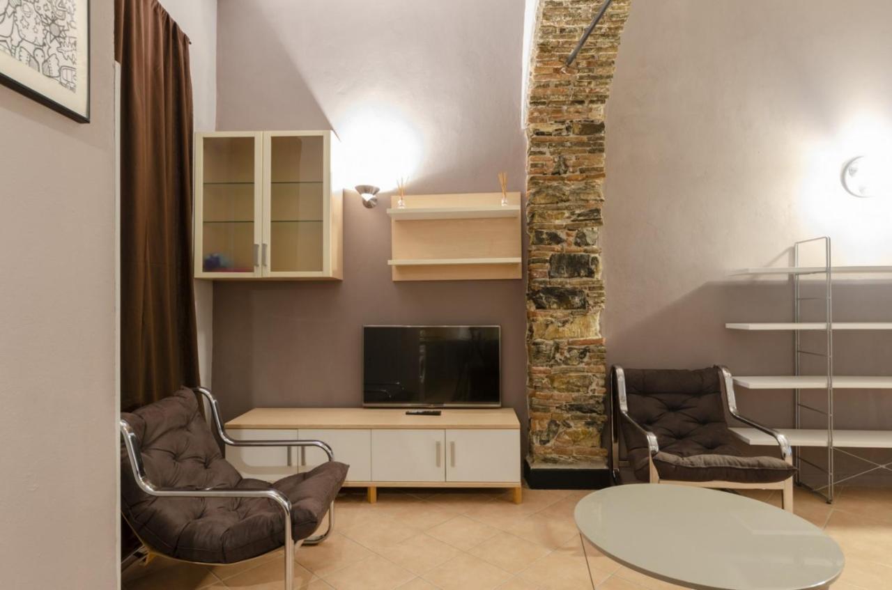 ジェノヴァJoivy Warm Family Flat For 9, Near Porto Anticoアパートメント エクステリア 写真